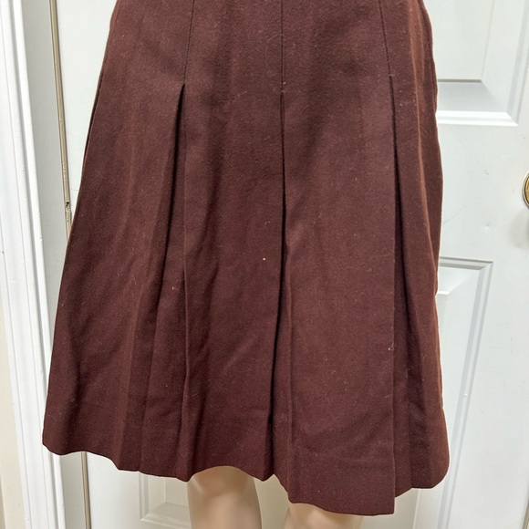 Vintage 1960s Brown Wool Pleated Skirt Preppy  Collegiate School Athletic Girl - Picture 2 of 6
